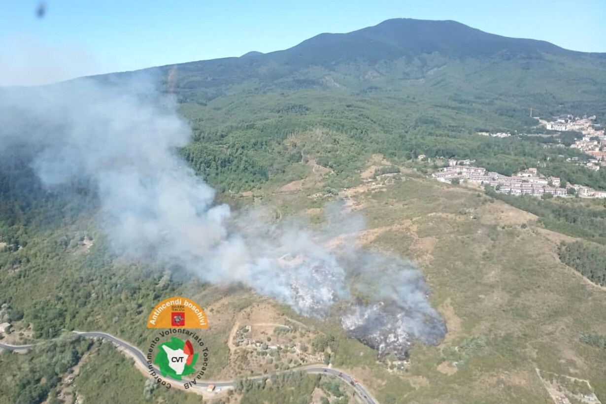 Incendio Boschivo Ad Abbadia San Salvatore