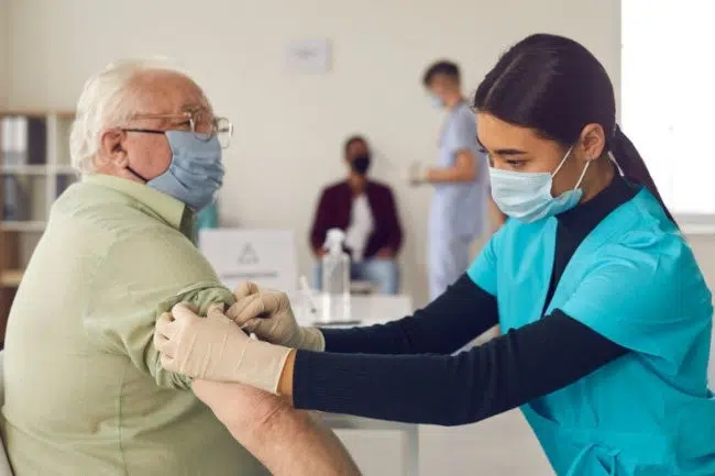 Aperte le sedute vaccinali anche nella Asl Toscana sud est per gli over 60 e fragili over 12