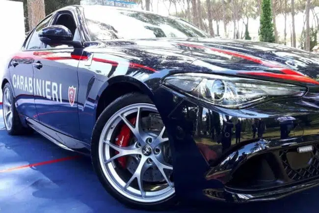 Aggredisce esercenti di Abbadia: arrestato dai Carabinieri