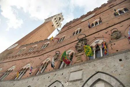 Questa sera, domenica 10 luglio, l’estrazione delle Contrade per il Palio di Siena del 16 agosto 2022