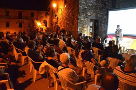 “FuoriFuoco”, a Vagliagli cinema sotto le stelle e omaggio a Monicelli