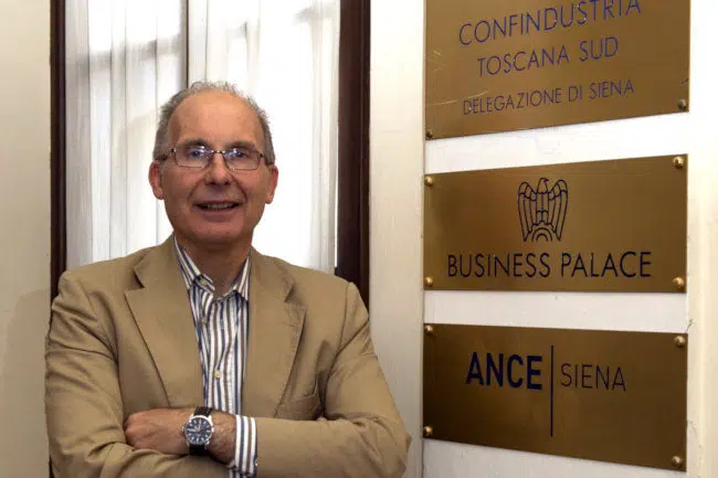 Giannetto Marchettini davanti alla sede di Ance Siena
