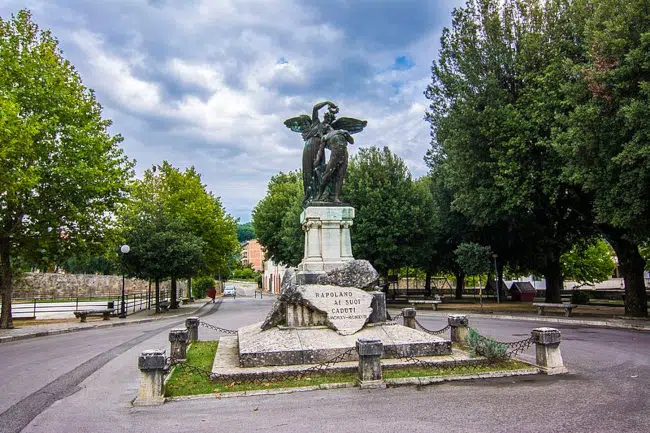 Rapolano: 797 mila euro dalla Regione per riqualificare i giardini in Piazza della Repubblica