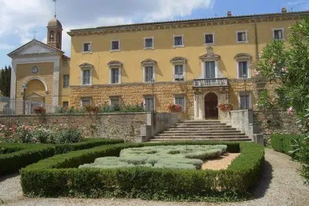 A Castelnuovo B.ga si parla di comunità di energia rinnovabile Villa Chigi a Castelnuovo Berardenga
