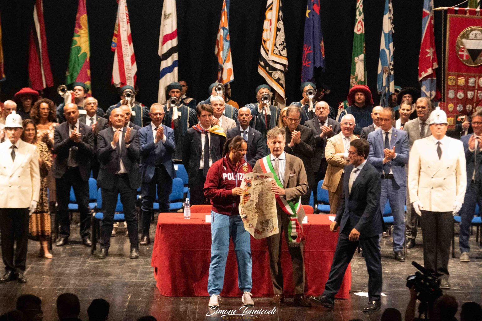 Consegnato ad Alice Volpi il “Mangia 2022” – FOTO