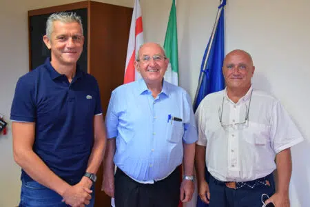 Cooperazione internazionale con il Kenya, don Sandro Borsa in visita all’Aou Senese