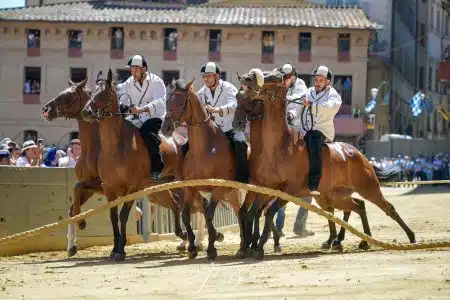 Le batterie del Palio di Siena del 16 agosto 2022 – FOTO