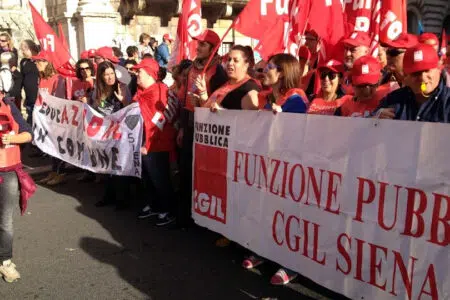 FP CGIL Siena: “Buona notizia l’assunzione di 95 infermieri all’Asl Tse”