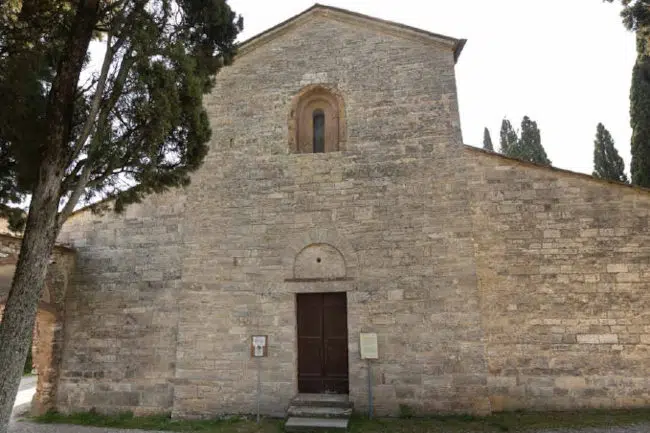 Rapolano: la Pieve di San Vittore ospita il libro ”Il sorriso di Maria”