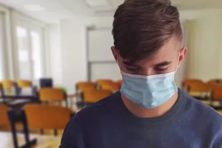 Scuola, accordo sul sostegno psicologico a studenti, famiglie e personale della Toscana