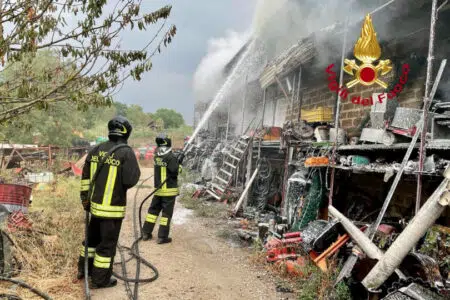 Incendio a capannone nel comune di Buonconvento