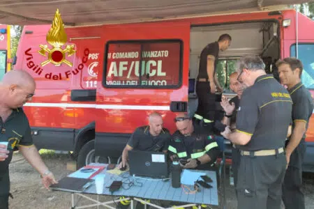 Ritrovato in buone condizioni 79enne scomparso ieri a Gaiole Vigili del Fuoco, Posto Comando avanzato