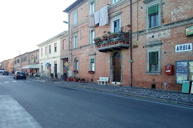 Arbia, ultimati gli interventi di manutenzione straordinaria e iniziati i lavori di sistemazione di via Emilia