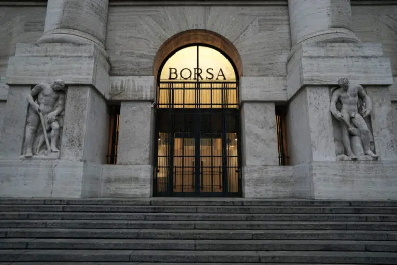 Borsa, Mps chiude a Piazza Affari a +5,54% dopo i dati del 2023 Piazza Affari, Borsa italiana