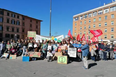 Fridays For Future a Siena: oggi la CGIL senese in piazza con i giovani