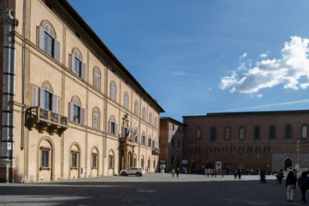 Palazzo del Governo, sede della Provincia di Siena e della Prefettura