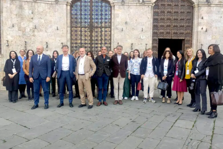Firmata oggi a Siena la “Dichiarazione di Poitiers”