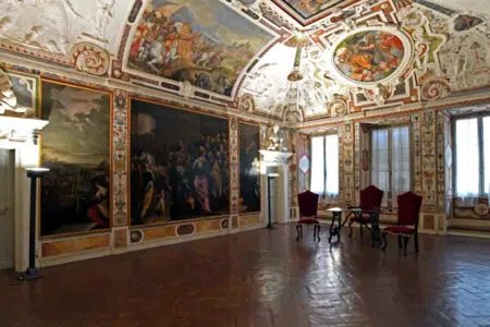 Visite guidate e attività per famiglie in Pinacoteca e Palazzo Chigi Piccolomini alla Postierla