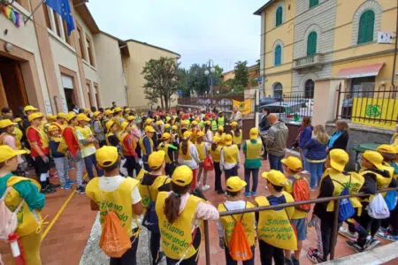 A Poggibonsi una flotta di studenti per “Puliamo il mondo”
