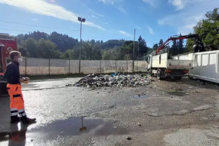 Sei Toscana: attenzione alle ceneri non spente di stufe e camini