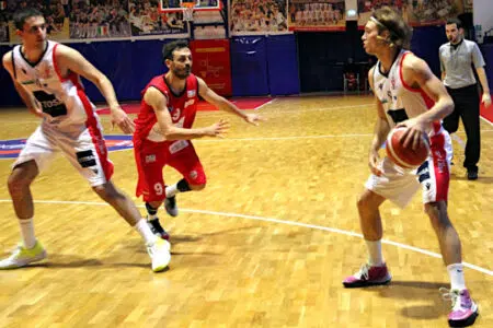 La Virtus Siena vince in rimonta contro la Synergy