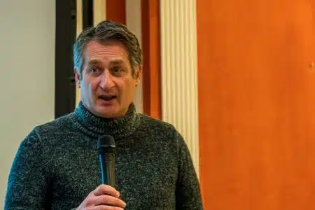 Emergenza migranti, Roberto Bozzi: “Il Comune deve essere capofila del sistema di accoglienza”