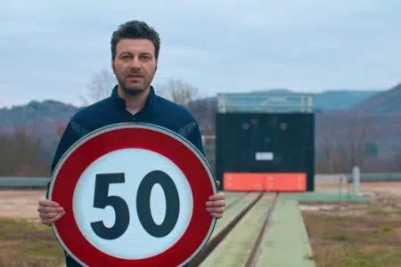 ACI, responsabili alla guida: scegliere di guidare con prudenza significa dire no alle distrazioni – VIDEO