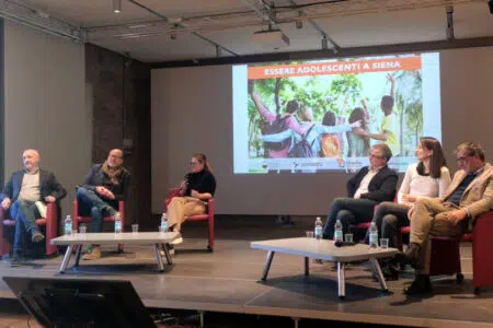 Adolescenti a Siena, presentato il progetto di Comune e Fondazione Charlie Onlus