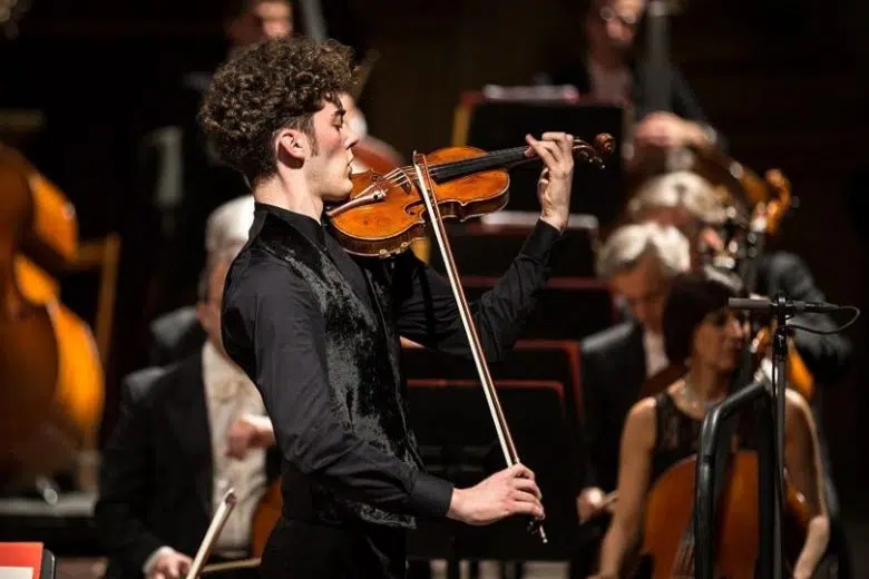 Unconventional Orchestra di Amat sul palco dei Rinnovati