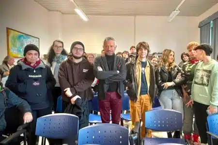 Adolescenti&Dintorni, gli studenti del “Caselli” di Siena incontrano lo scrittore Francesco Ricci