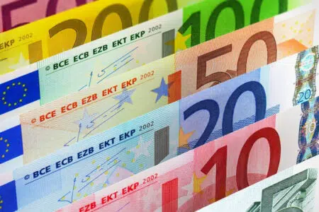 Garanzie a favore di piccole e medie imprese, la Regione riattiva due misure Banconote euro