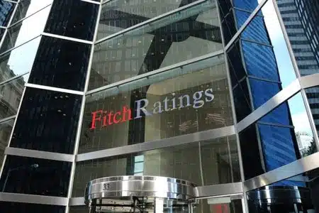 Banca MPS, Fitch migliora rating a B+ con outlook stabile