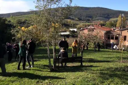 San Gimignano: nel parco pubblico 60 nuovi alberi da frutto, uno per ogni bambino nato nel 2021
