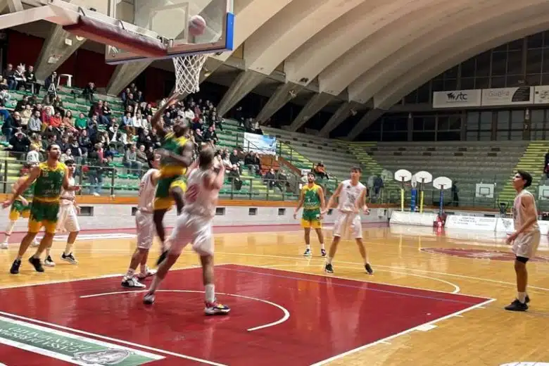 Basket C Gold, dopo un’ottimo inizio il Costone viene sconfitto a Livorno