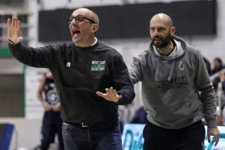 Basket C Gold, nonostante una buona prestazione la Mens Sana sconfitta in casa dalla capolista Cecina