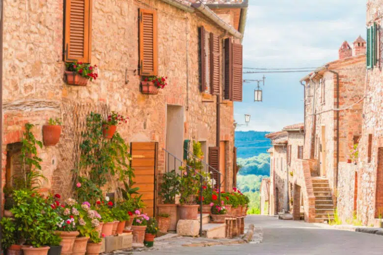 Montefollonico celebra il patrono con la Fiera di San Leonardo