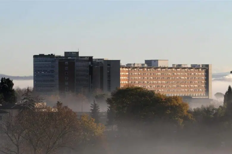 Sciopero 18 ottobre: possibili disagi all’ospedale Santa Maria alle Scotte Policlinico Siena, nebbia