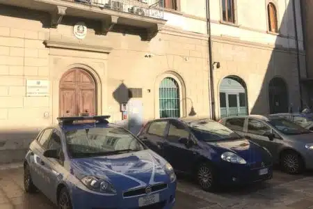 Violentata ragazza: due arrestati dalla Polizia di Stato