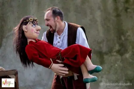 Al Teatro delli Astrusi di Montalcino arriva “Pollicino Pop”