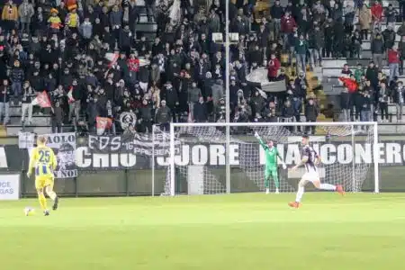 Disastro Siena, sotto di due reti prima recupera e poi si fa passare al 90′ dalla Fermana
