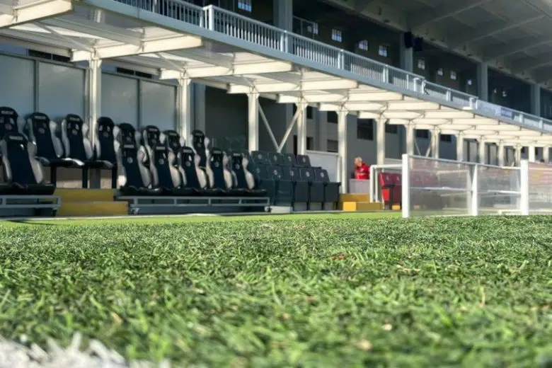 Siena calcio, iscrizione Eccellenza: il Comune sceglie Atlas Consulting Srl Stadio Artemio Franchi di Siena, panchina