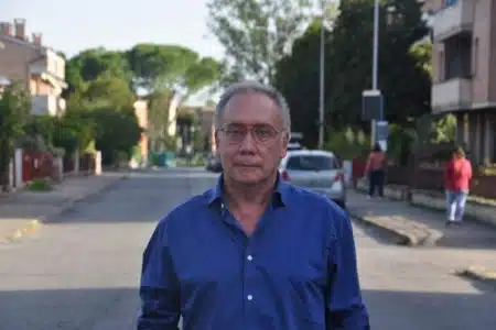 Fabio Pacciani: “Il progetto civico lo coltiveremo e lo allargheremo nel tempo” Fabio Pacciani con via di Siena nello sfondo