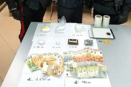 Due operazioni antidroga dei Carabinieri del Comando provinciale di Siena: un arrestato e due denunciati