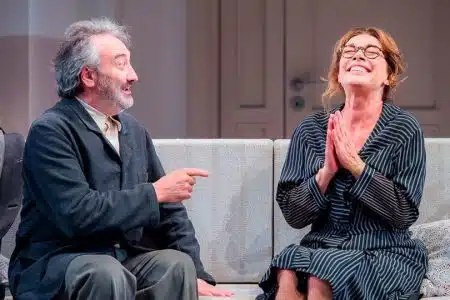“Ditegli sempre di sì”, la commedia di De Filippo protagonista ai Rinnovati