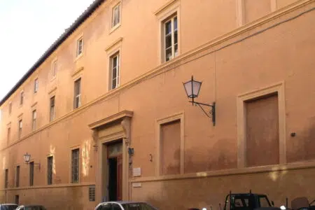 Liceo Piccolomini, firmato il decreto per procedere all’acquisizione in locazione dell’immobile di via Pendola