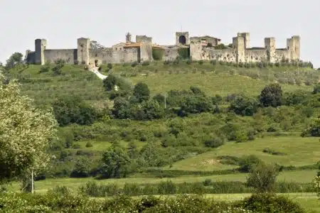 Monteriggioni: proseguono le iniziative del periodo natalizio il 24 dicembre ed il 1° gennaio