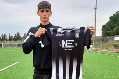 Al Siena il difensore moldavo Andrei Motoc