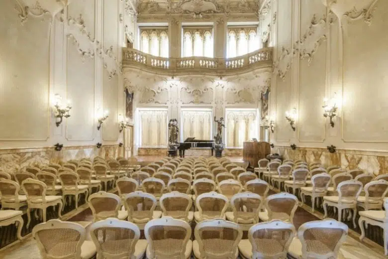 Accademia Musicale Chigiana, salone concerti