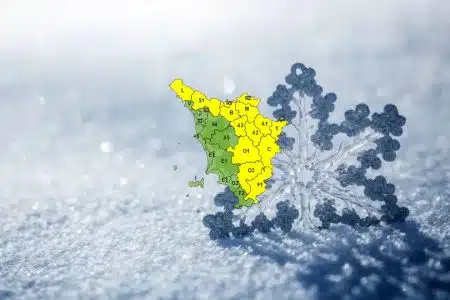 Meteo, prosegue anche venerdì il codice giallo per neve e ghiaccio in parte della Toscana