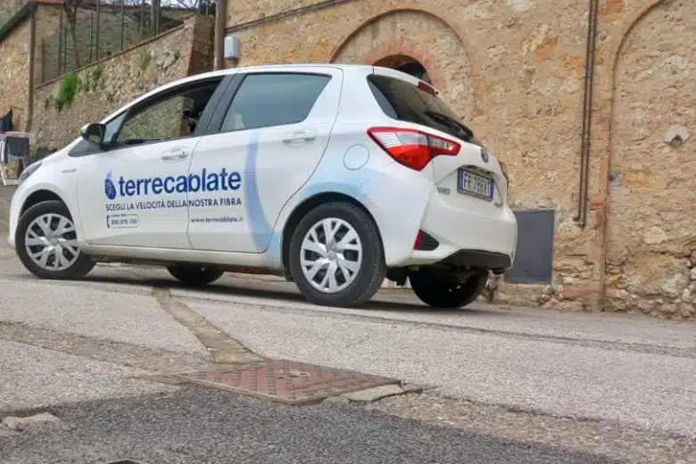 Terrecablate porta la fibra a Brenna e Serravalle